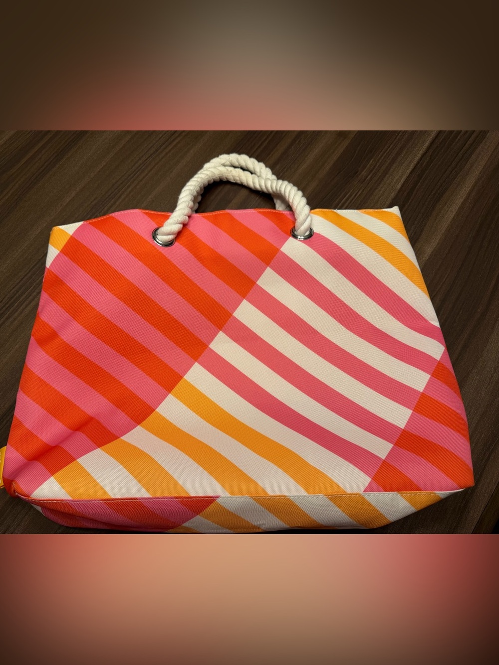Clinique striped tote bag - Picture 2 of 4